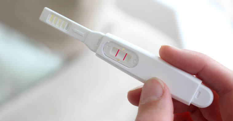 Menstruação atrasada? Descubra os principais sintomas de gravidez - Valor  de planos de saúde