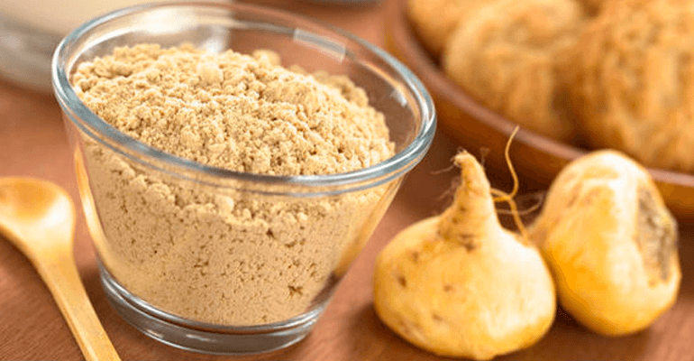 Maca Peruana em sua forma natural e em pó